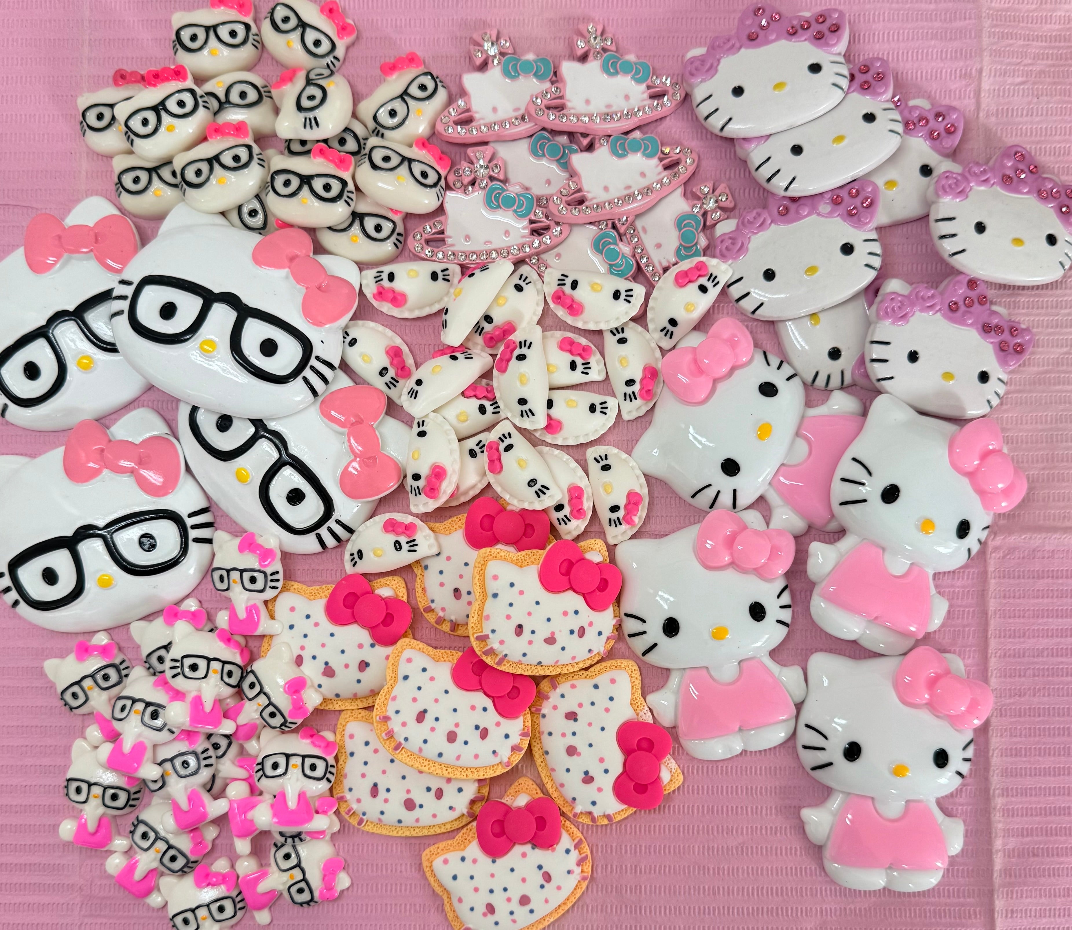 HELLO KITTY COLLECTION
