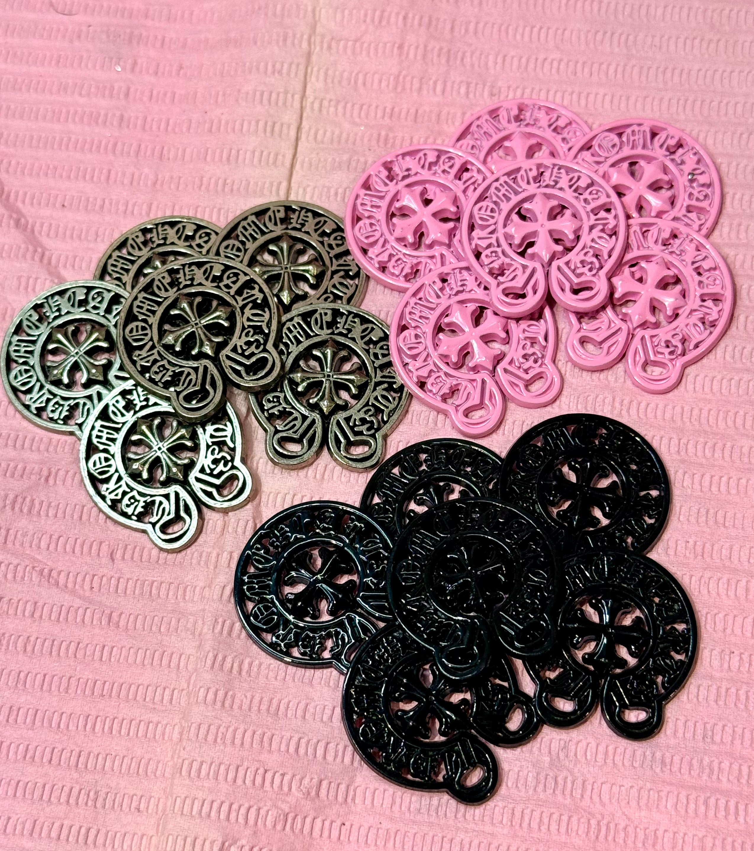 Chrome hearts logo charm