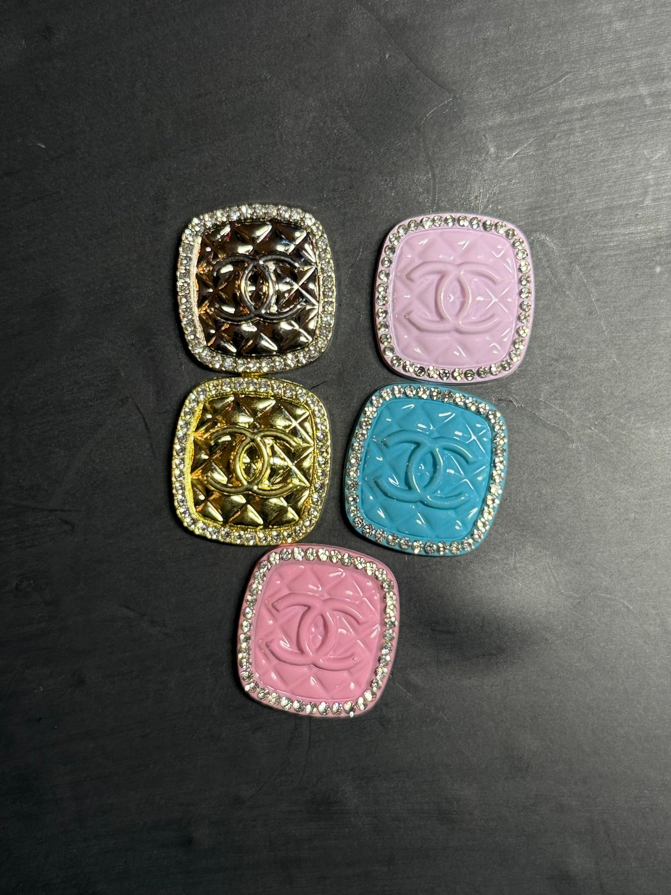 Chanel cc square charm
