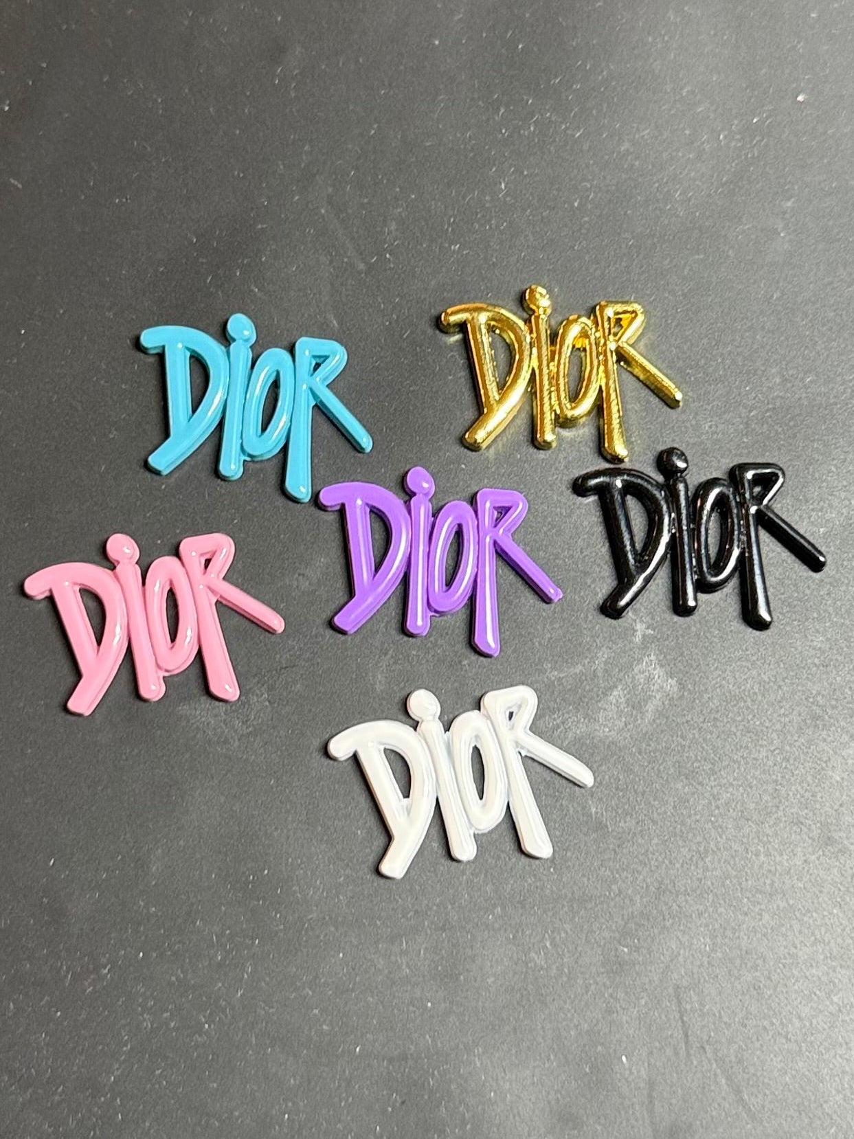 Dior letter small charms