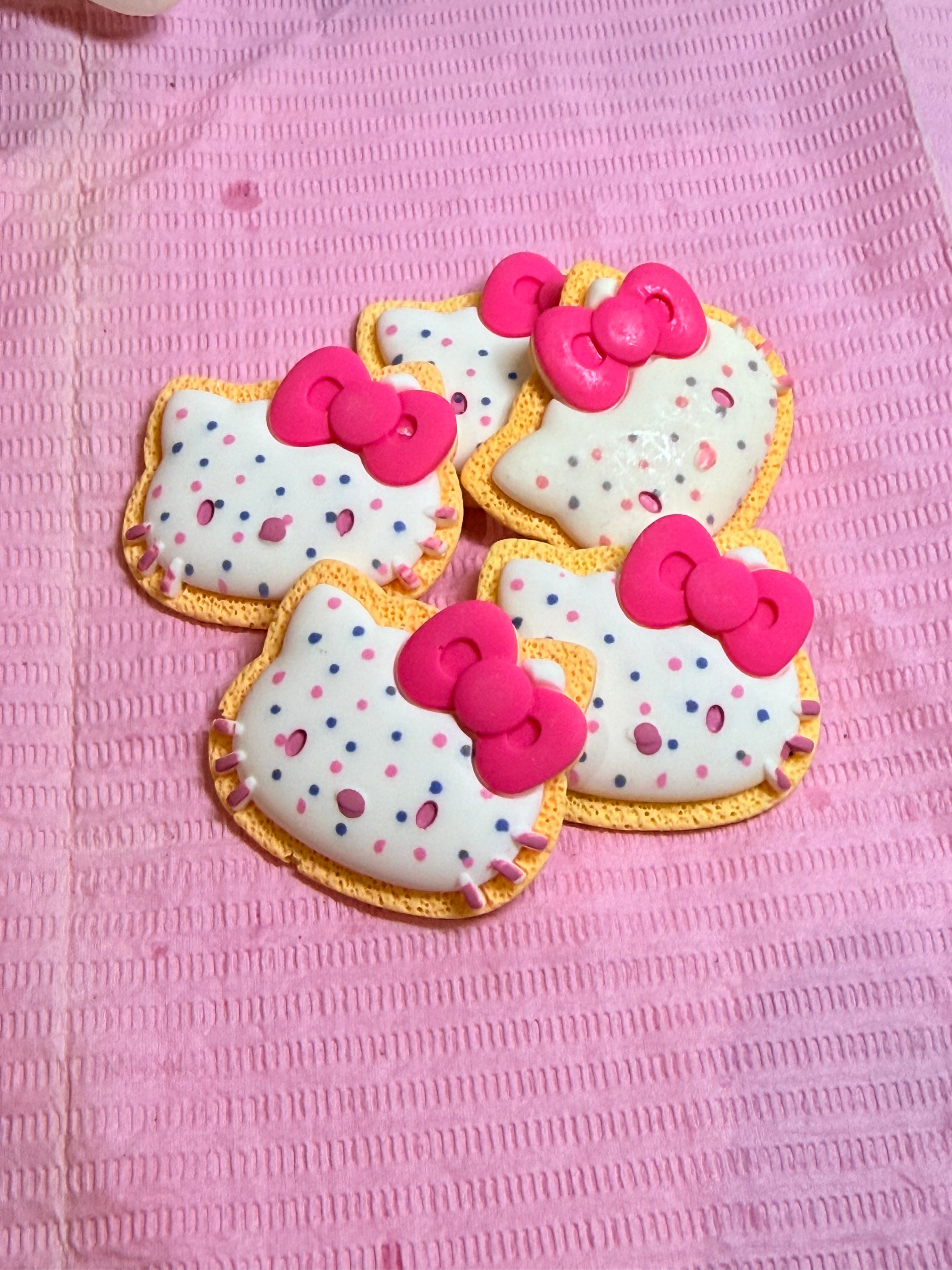 Hello kitty cookie charms